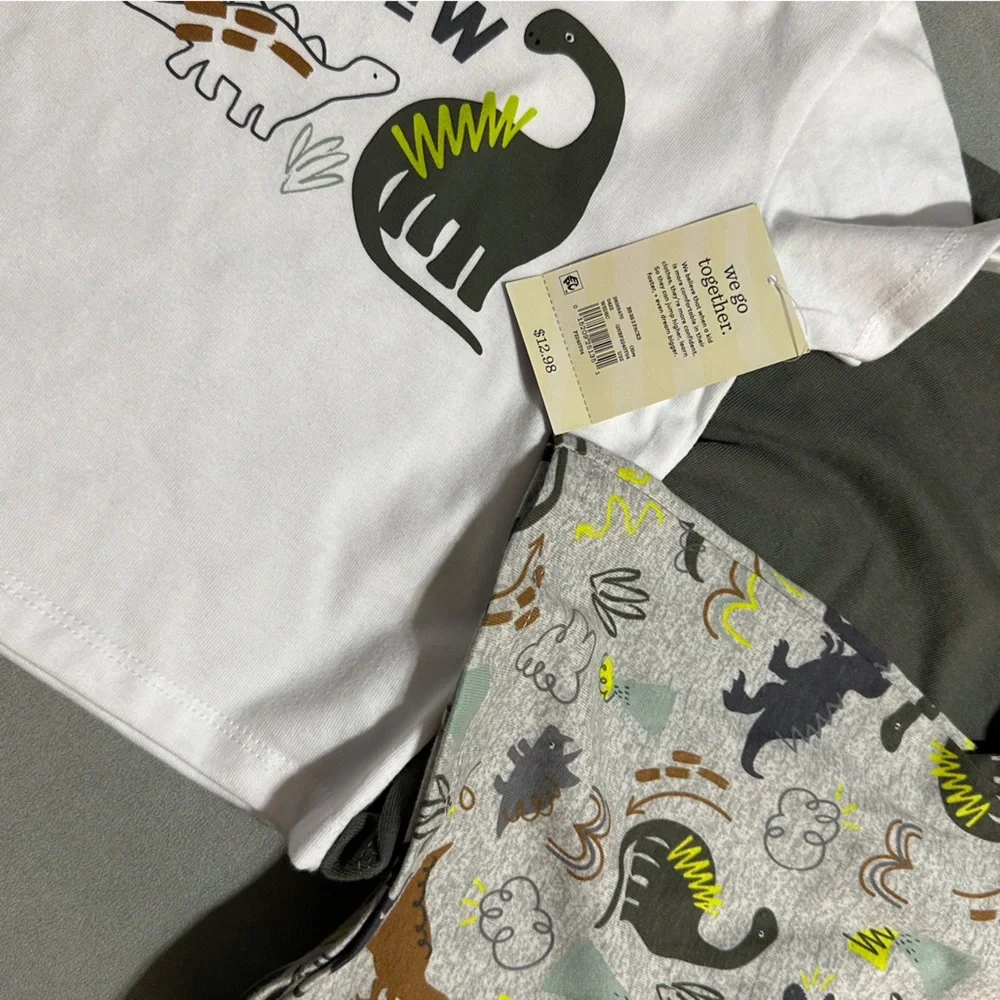 Garanimals boys 12 months dinosaur themed short sleeve t-shirts. Set of 3 - Picture 5 of 6